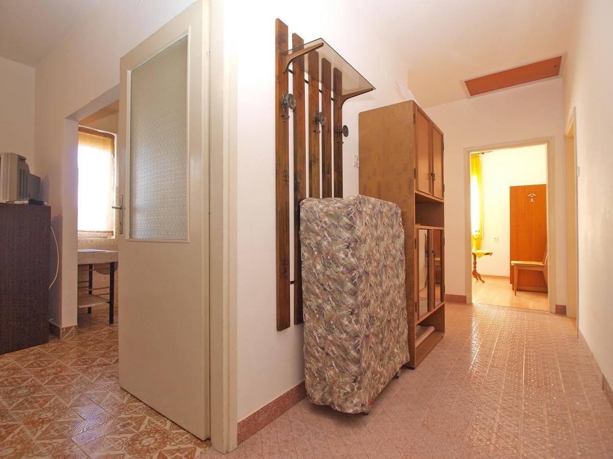 Apartments Mirela 1554 Pula Exterior foto